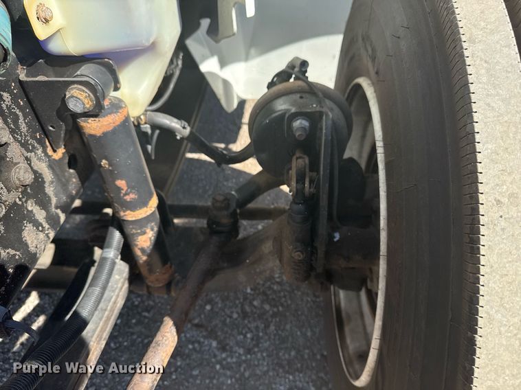 image for item EG2193 2007 International  4300 dump truck