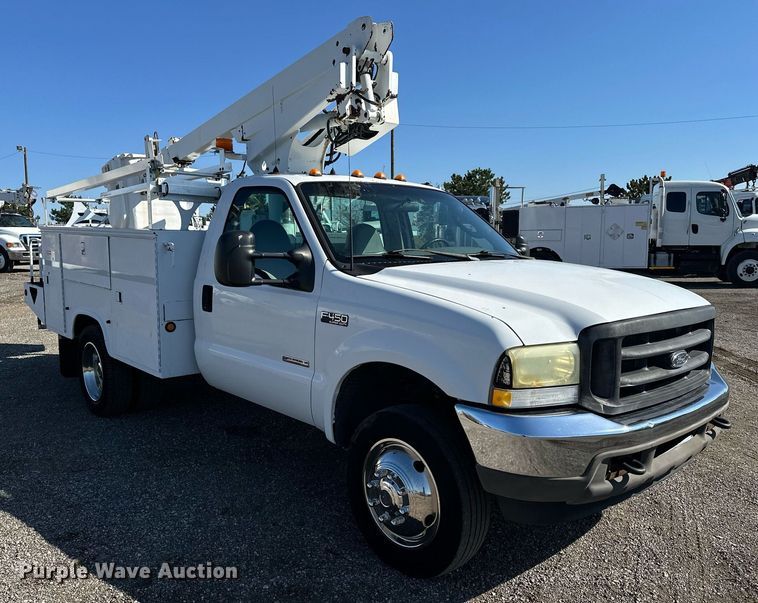 image for item EG2236 2004 Ford F450 Super Duty bucket truck