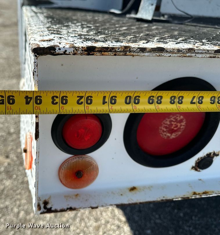 image for item EG2236 2004 Ford F450 Super Duty bucket truck