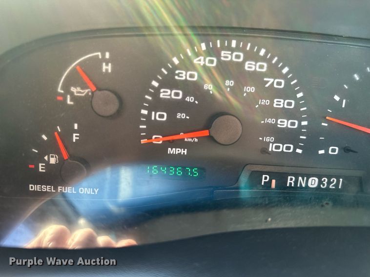 image for item EG2236 2004 Ford F450 Super Duty bucket truck