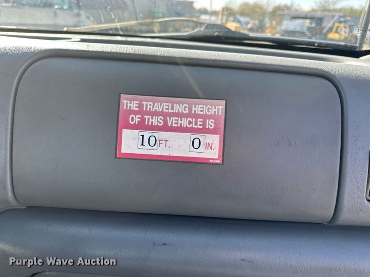 image for item EG2236 2004 Ford F450 Super Duty bucket truck