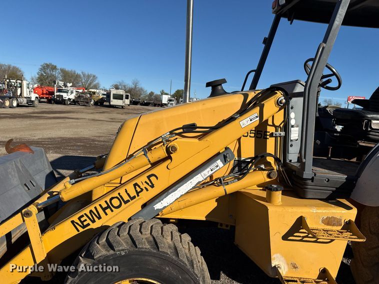 image for item EG2275 1999 New Holland 555E backhoe