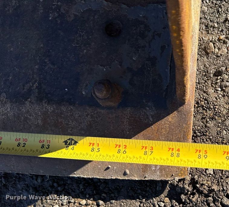 image for item EG2275 1999 New Holland 555E backhoe