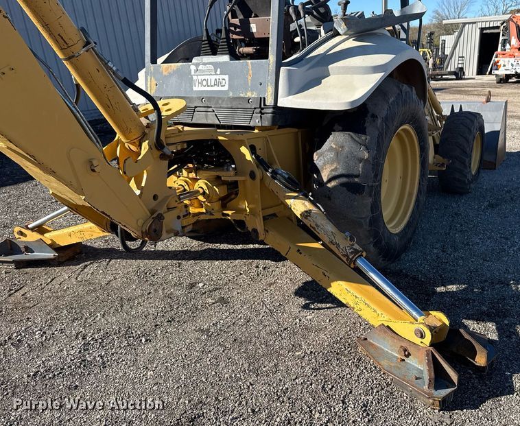 image for item EG2275 1999 New Holland 555E backhoe