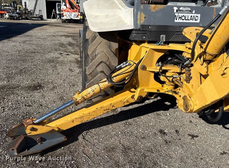 image for item EG2275 1999 New Holland 555E backhoe