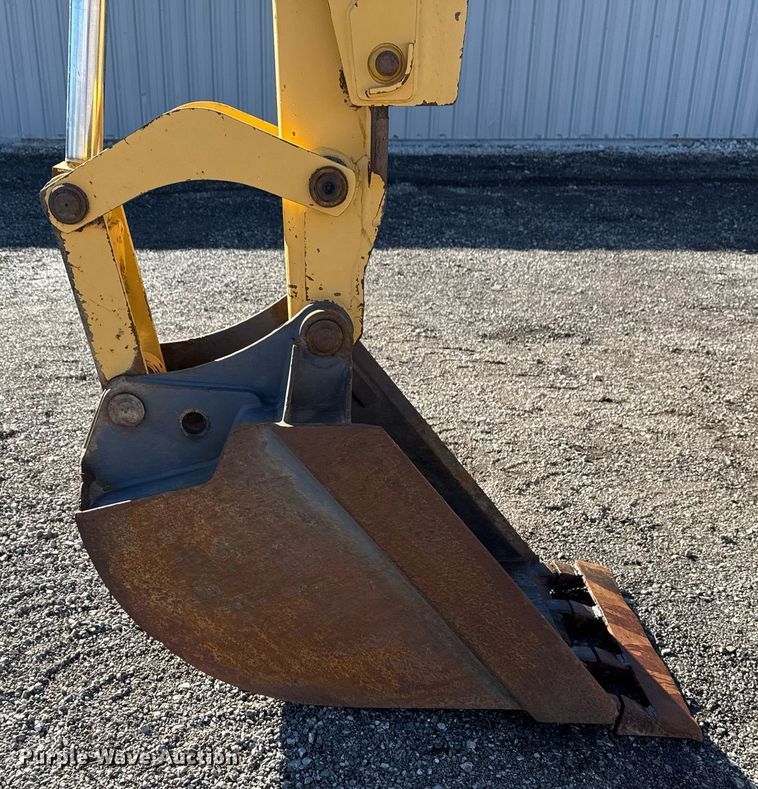 image for item EG2275 1999 New Holland 555E backhoe
