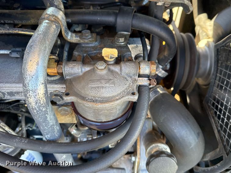 image for item EG2275 1999 New Holland 555E backhoe