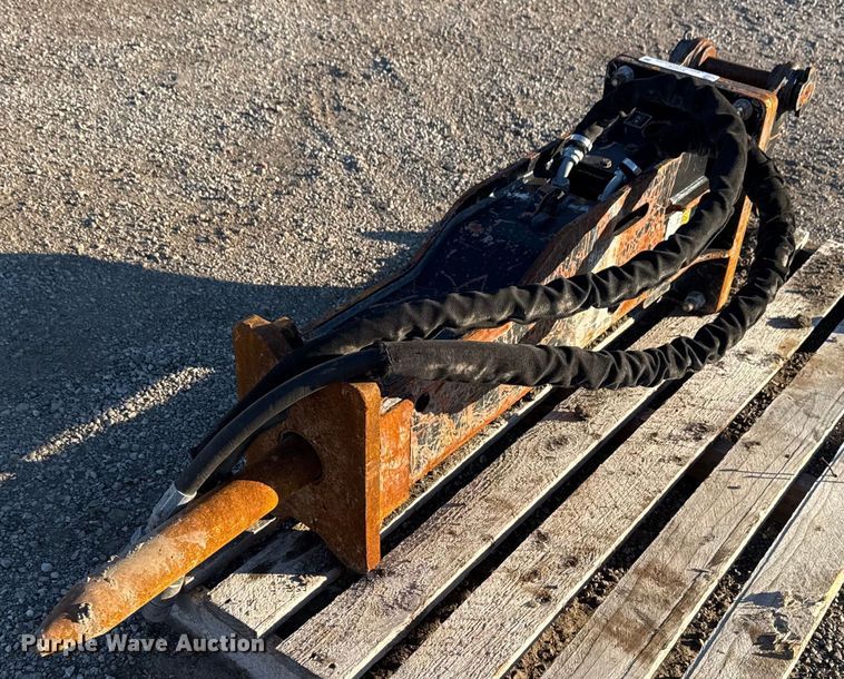 image for item EG2287 Caterpillar B6 breaker