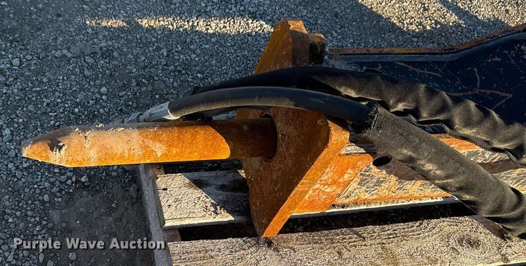 image for item EG2287 Caterpillar B6 breaker