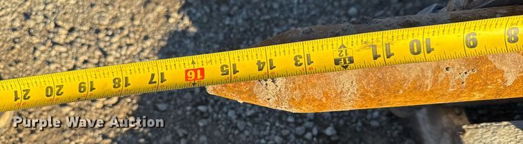 image for item EG2287 Caterpillar B6 breaker