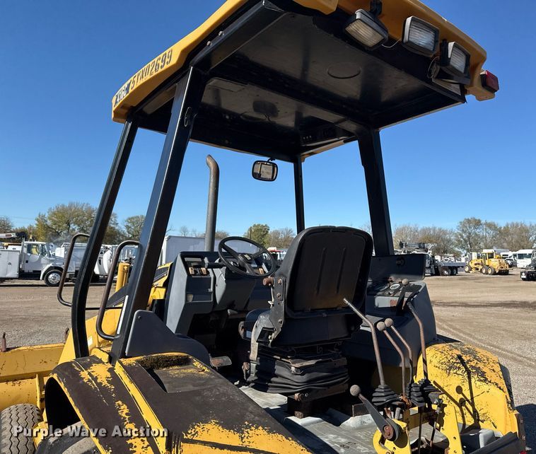 image for item EG2294 1997 Caterpillar 416C backhoe