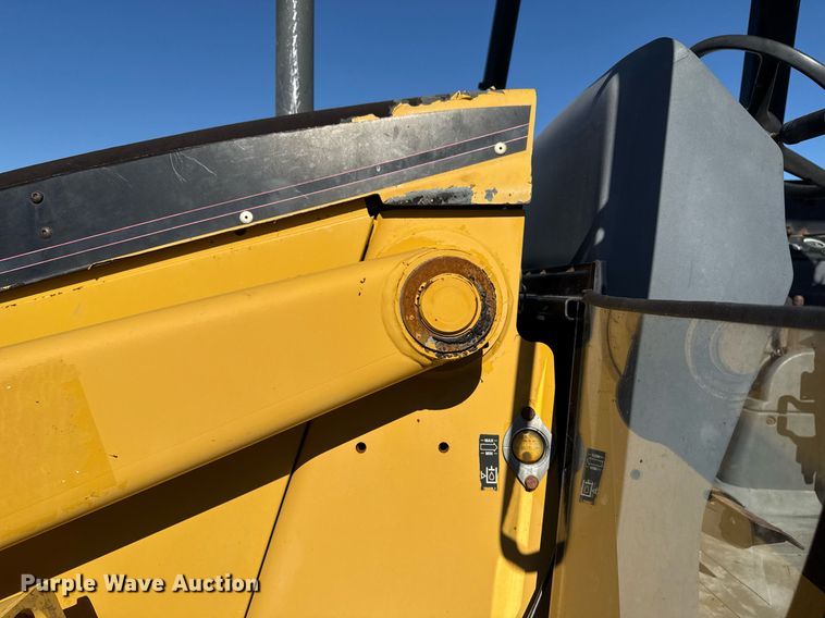 image for item EG2294 1997 Caterpillar 416C backhoe