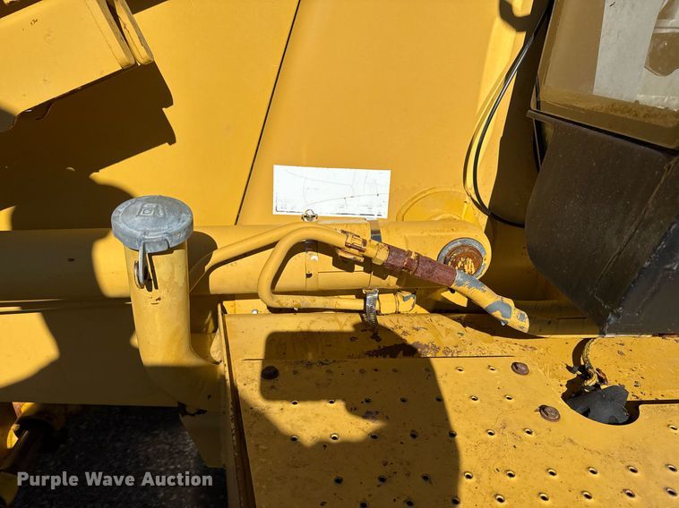 image for item EG2294 1997 Caterpillar 416C backhoe