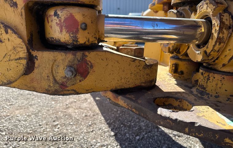 image for item EG2294 1997 Caterpillar 416C backhoe