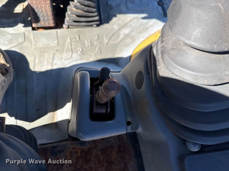 image for item EG2294 1997 Caterpillar 416C backhoe