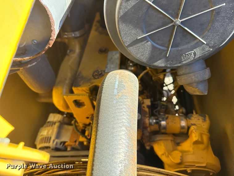 image for item EG2294 1997 Caterpillar 416C backhoe