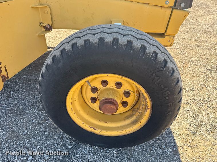 image for item EG2294 1997 Caterpillar 416C backhoe