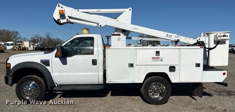 image for item EG2296 2009 Ford F450 Super Duty bucket truck