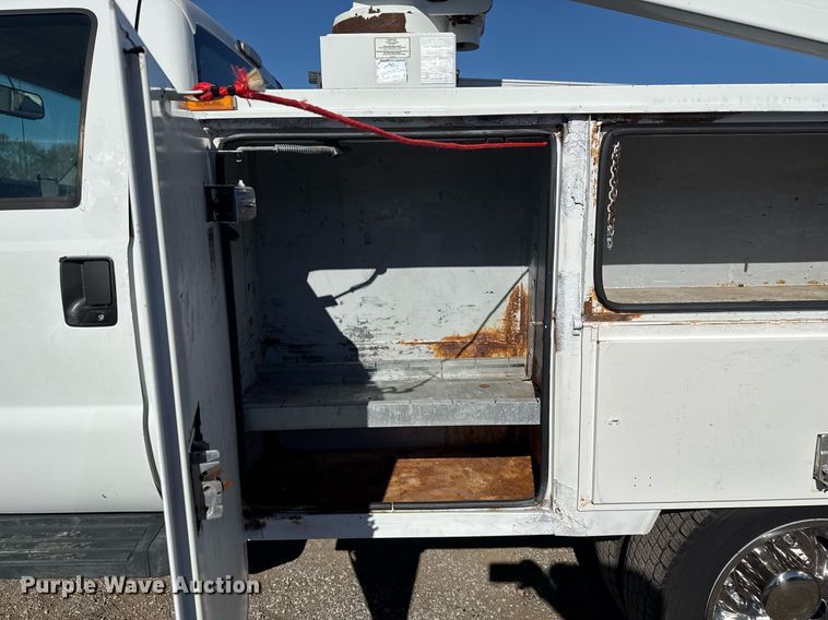 image for item EG2296 2009 Ford F450 Super Duty bucket truck