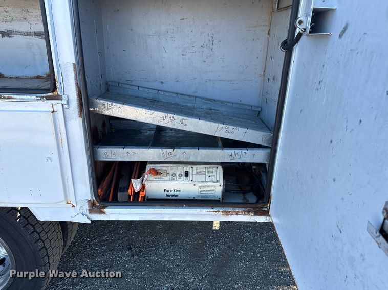 image for item EG2296 2009 Ford F450 Super Duty bucket truck