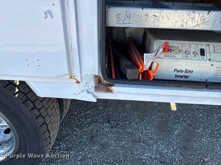 image for item EG2296 2009 Ford F450 Super Duty bucket truck