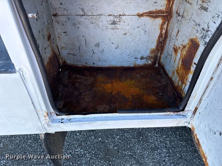 image for item EG2296 2009 Ford F450 Super Duty bucket truck