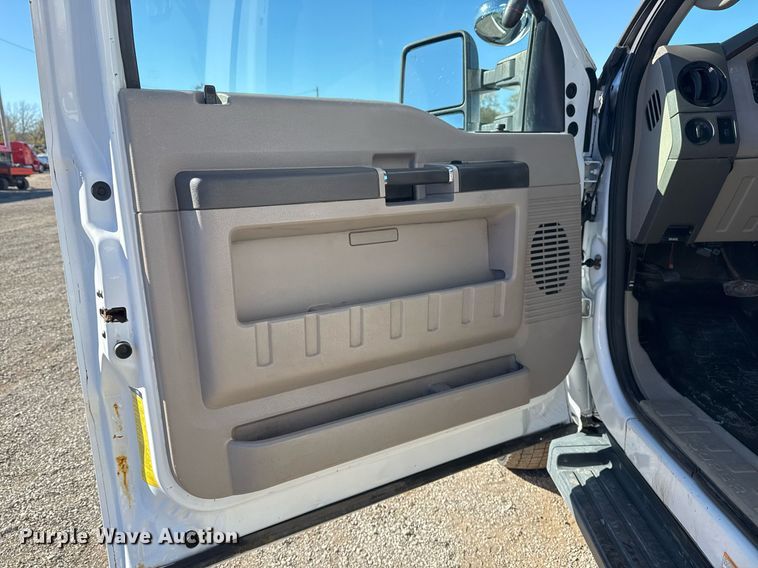 image for item EG2296 2009 Ford F450 Super Duty bucket truck