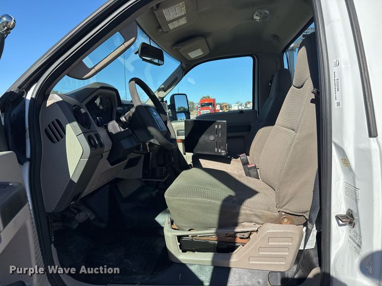 image for item EG2296 2009 Ford F450 Super Duty bucket truck