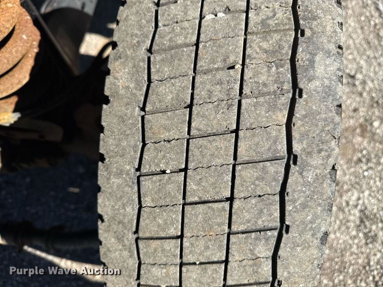 image for item EG2296 2009 Ford F450 Super Duty bucket truck