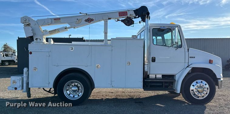 image for item EG2316 1997 Freightliner FL70 utility / service truck