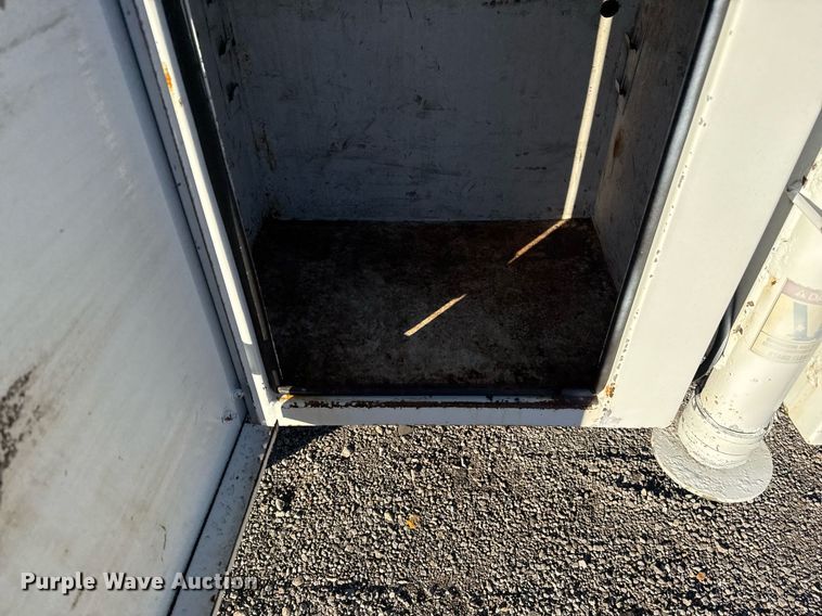 image for item EG2316 1997 Freightliner FL70 utility / service truck