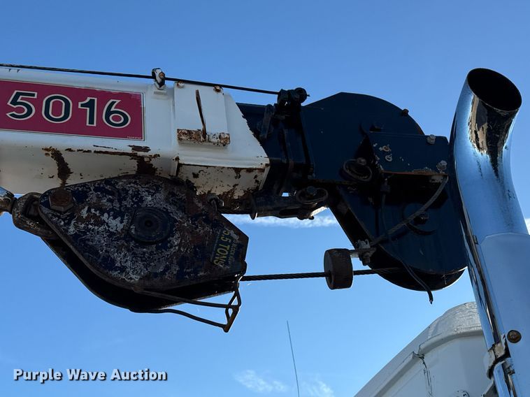 image for item EG2316 1997 Freightliner FL70 utility / service truck