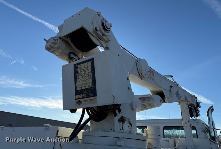 image for item EG2316 1997 Freightliner FL70 utility / service truck