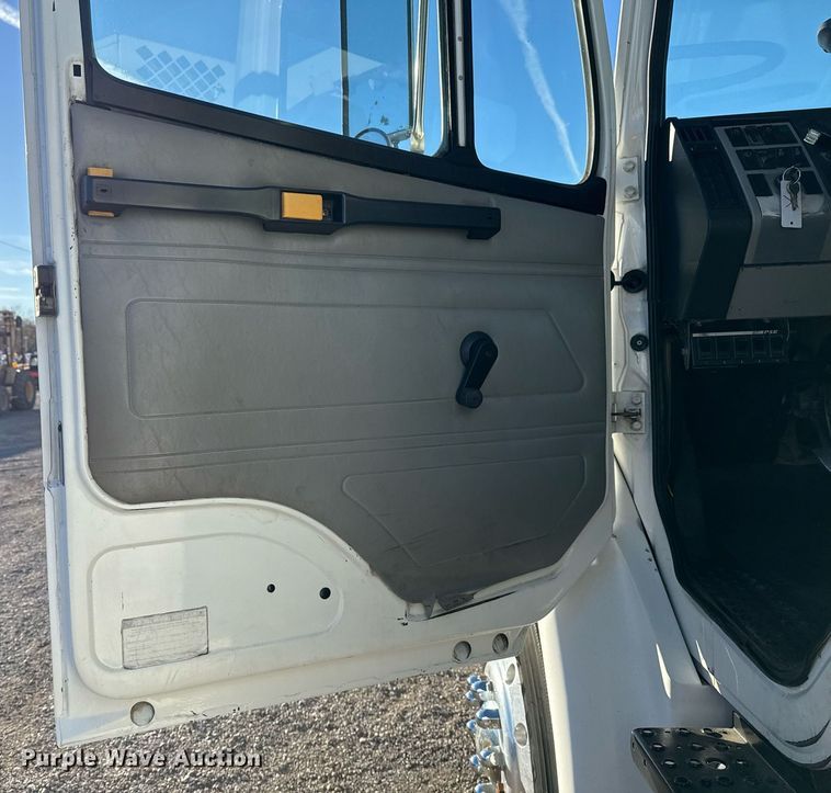 image for item EG2316 1997 Freightliner FL70 utility / service truck