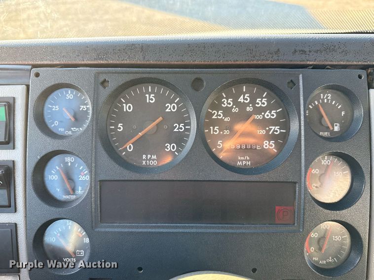 image for item EG2316 1997 Freightliner FL70 utility / service truck