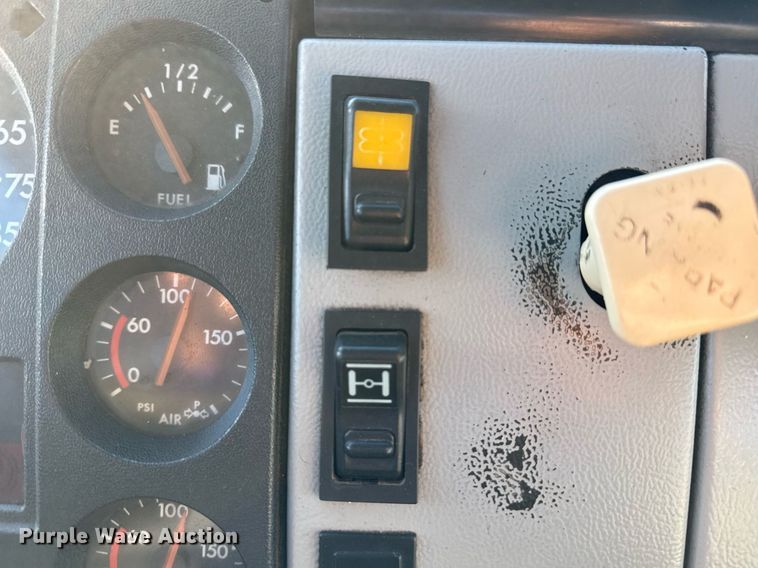 image for item EG2316 1997 Freightliner FL70 utility / service truck