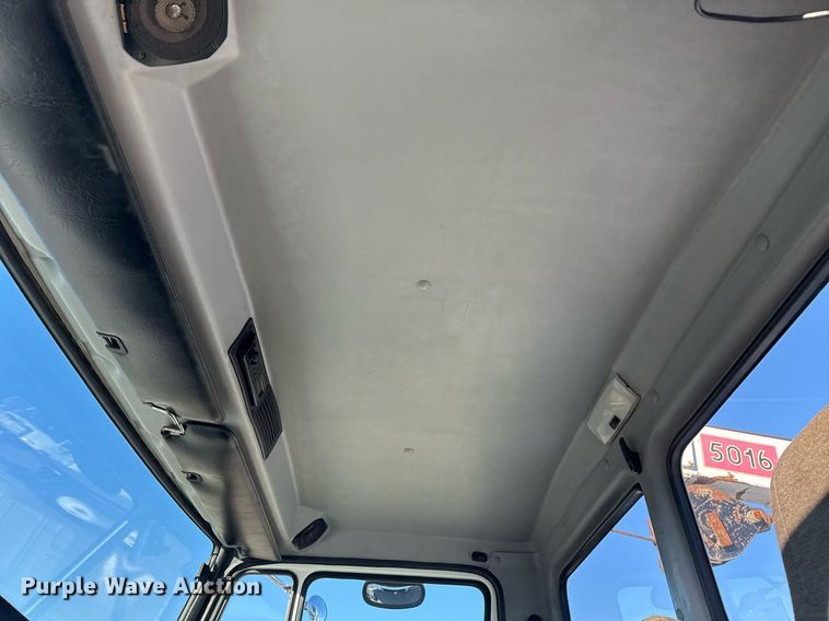 image for item EG2316 1997 Freightliner FL70 utility / service truck