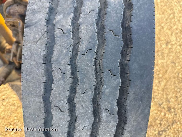 image for item EG2316 1997 Freightliner FL70 utility / service truck