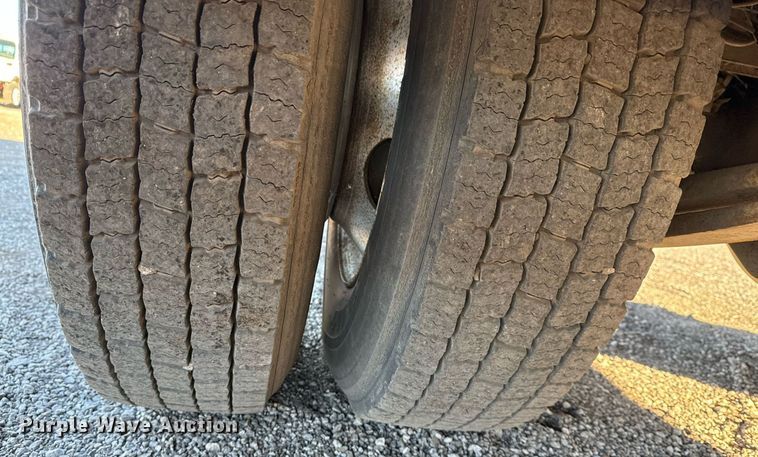 image for item EG2316 1997 Freightliner FL70 utility / service truck