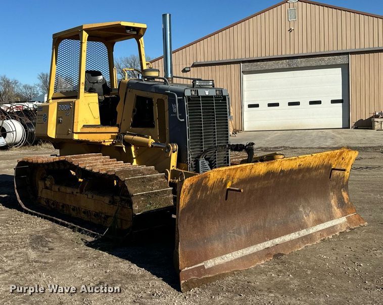 image for item EG6955 2005 John Deere 700H LGP dozer