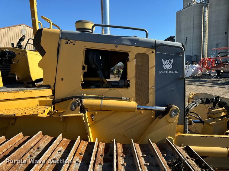 image for item EG6955 2005 John Deere 700H LGP dozer