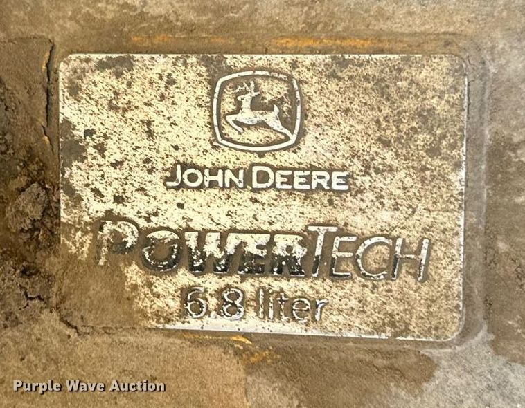 image for item EG6955 2005 John Deere 700H LGP dozer