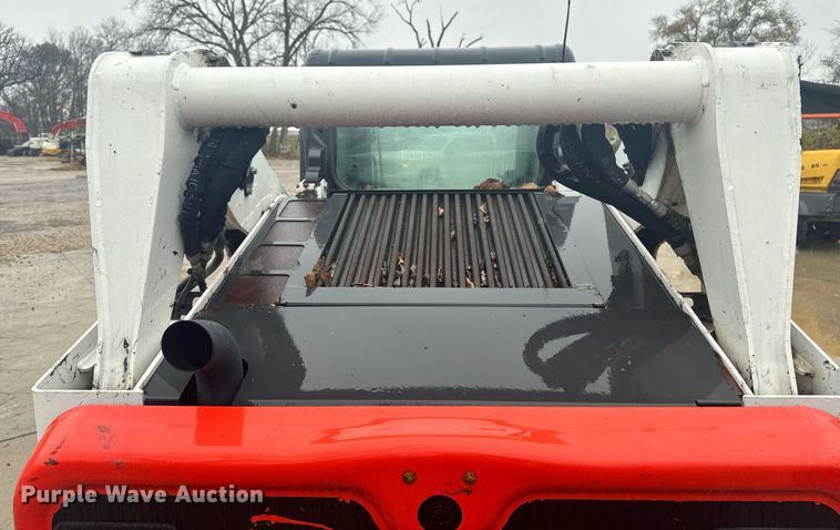 image for item EG6993 2019 Bobcat S650 skid steer loader