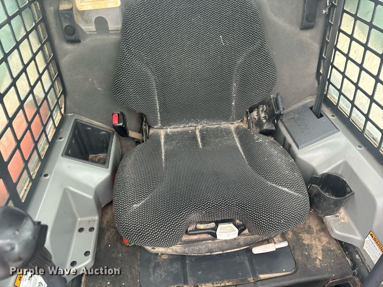 image for item EG6993 2019 Bobcat S650 skid steer loader