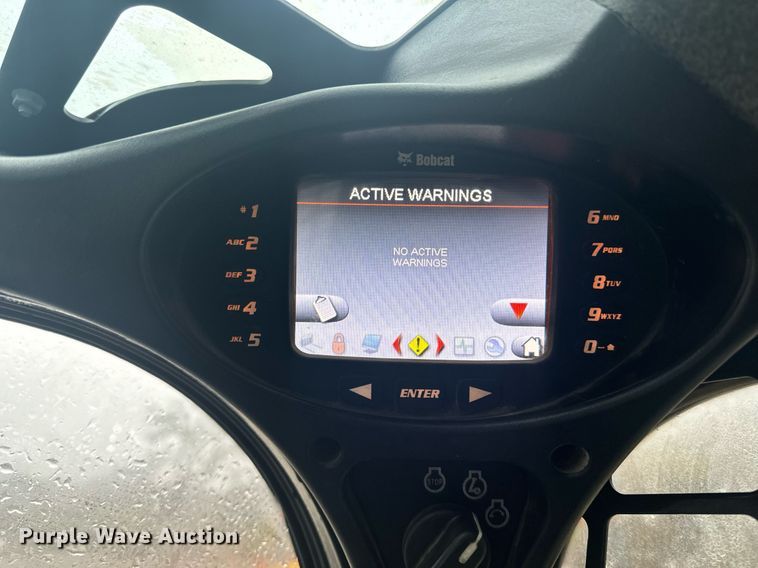 image for item EG6993 2019 Bobcat S650 skid steer loader