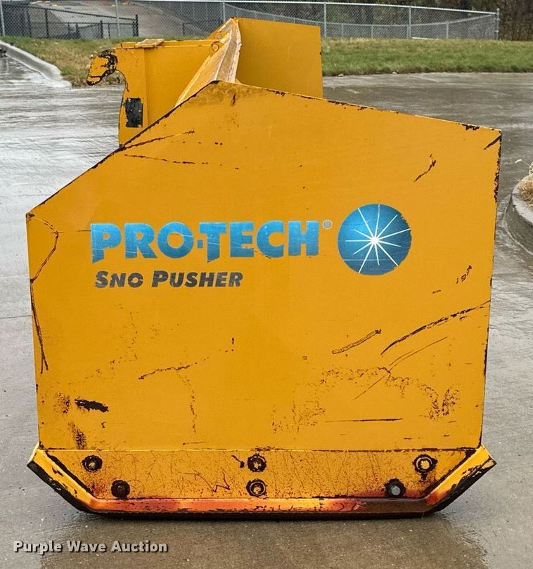 image for item EG6995 Pro-Tech SP20L wheel loader snow pusher