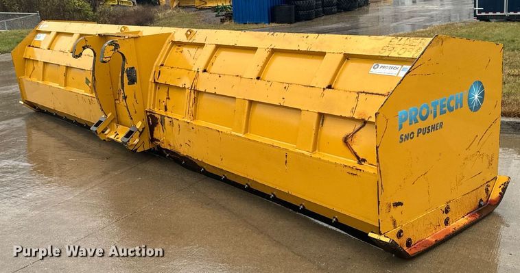 image for item EG6995 Pro-Tech SP20L wheel loader snow pusher