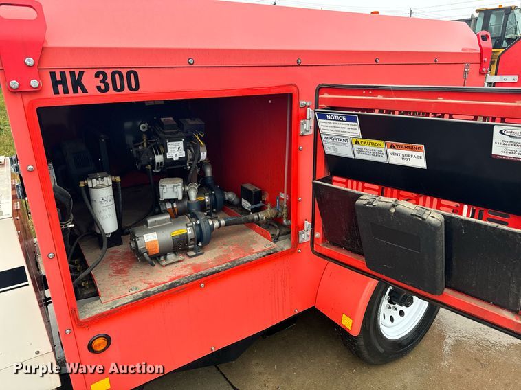 image for item EG6996 2018 Heat King HK300 ground heater