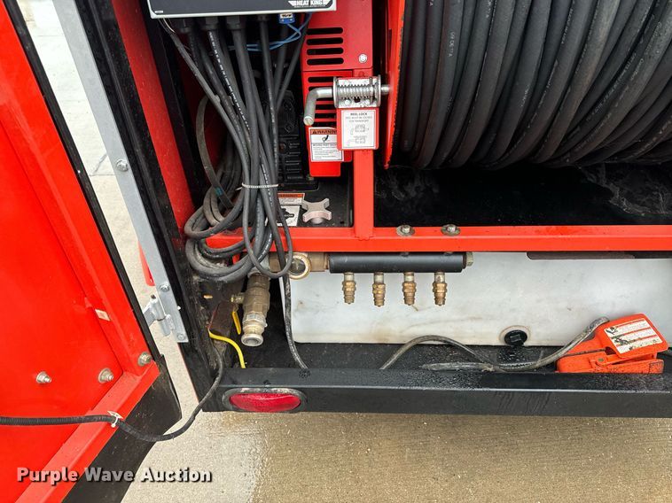 image for item EG6996 2018 Heat King HK300 ground heater