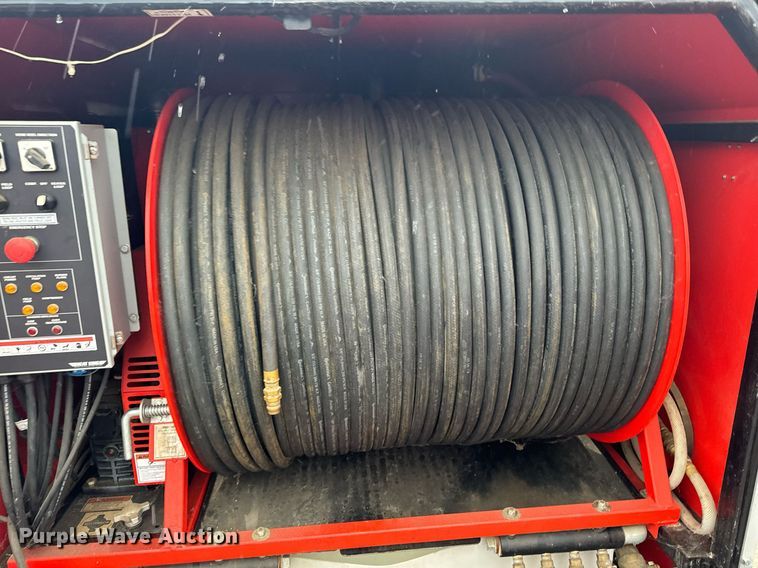 image for item EG6997 2018 Heat King HK300 ground heater